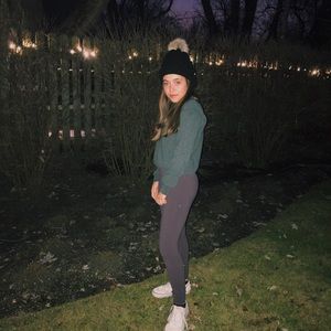 Meet your Posher, Julia